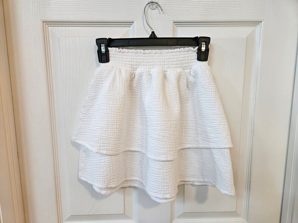 C&C California White Tiered Gauze Mini Skirt Size S Fits XS Youth 8 Approx